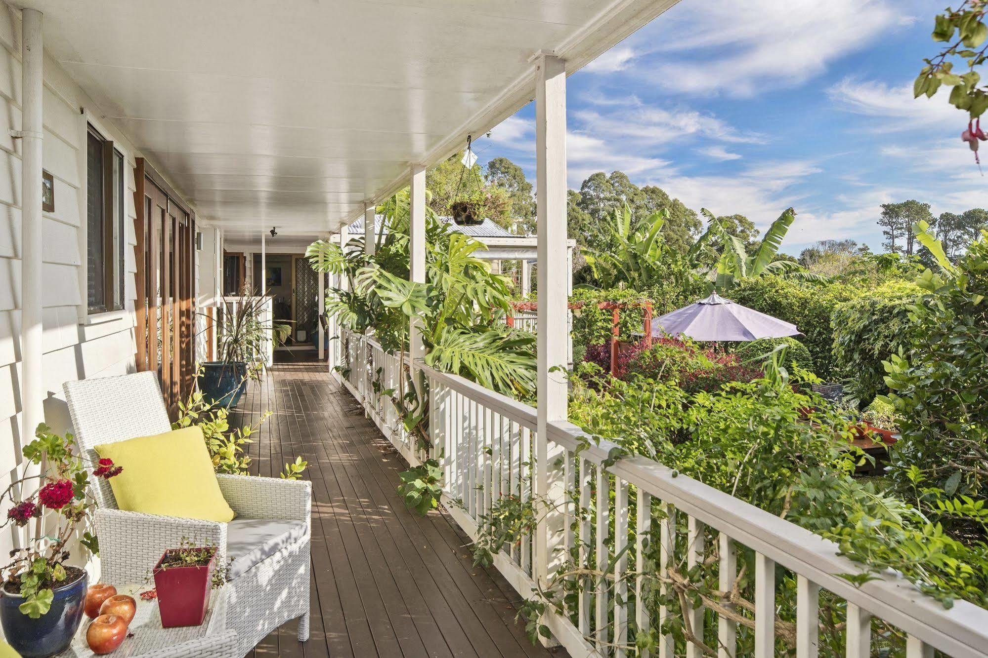 Eden Lodge Nambour Extérieur photo